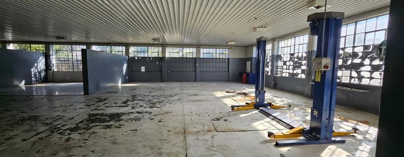 To Let Commercial Property for Rent in Worcester Western Cape